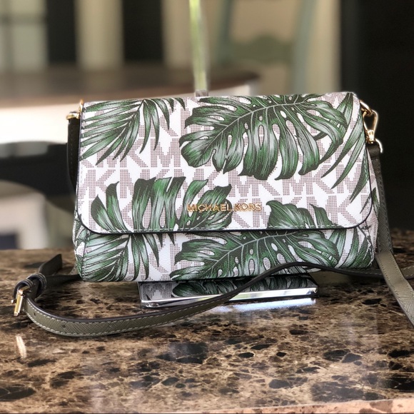 Michael Kors Handbags - Michael Kors Vanilla Green leaves Pouchite NWT